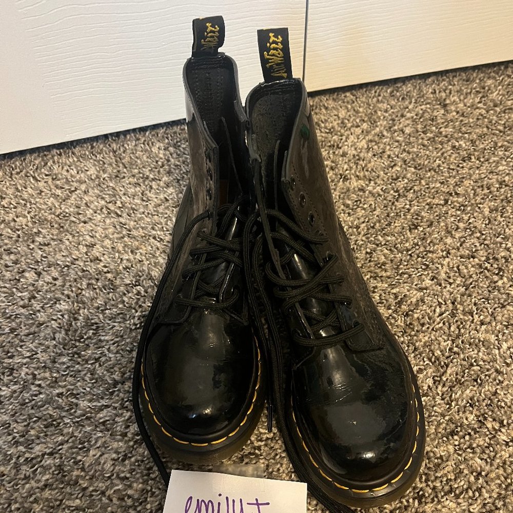 Doc Martens Boots Patent Leather Shiny Black Size 6 Women's Like New